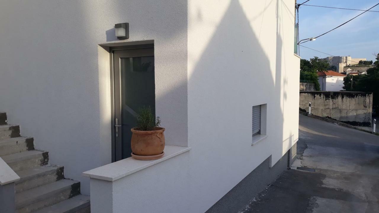 Viola Apartment & Free Parking Šibenik Dış mekan fotoğraf